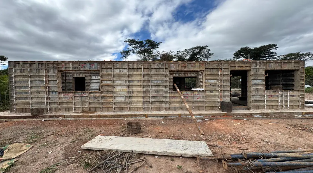 Limitações do modelo construtivo tradicional frente às demandas atuais